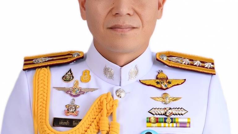 พ.ต.อ.เด่นหล้า  รัตนกิจ